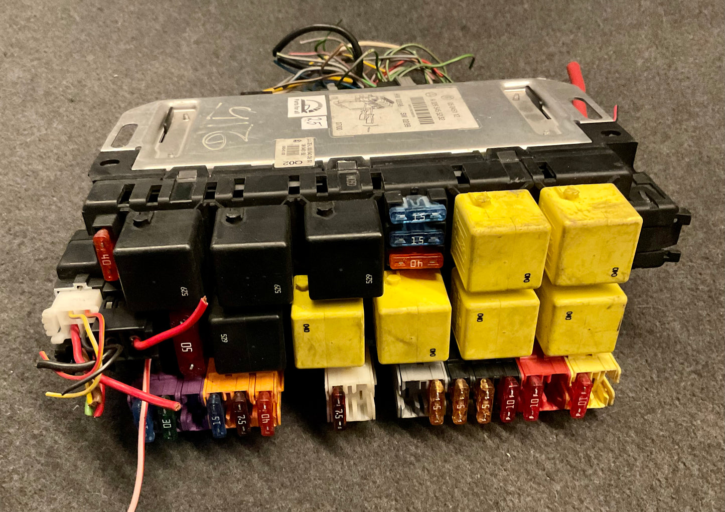 OEM Used Mercedes S-class W220 SAM module fuse relay A0265455232 #25