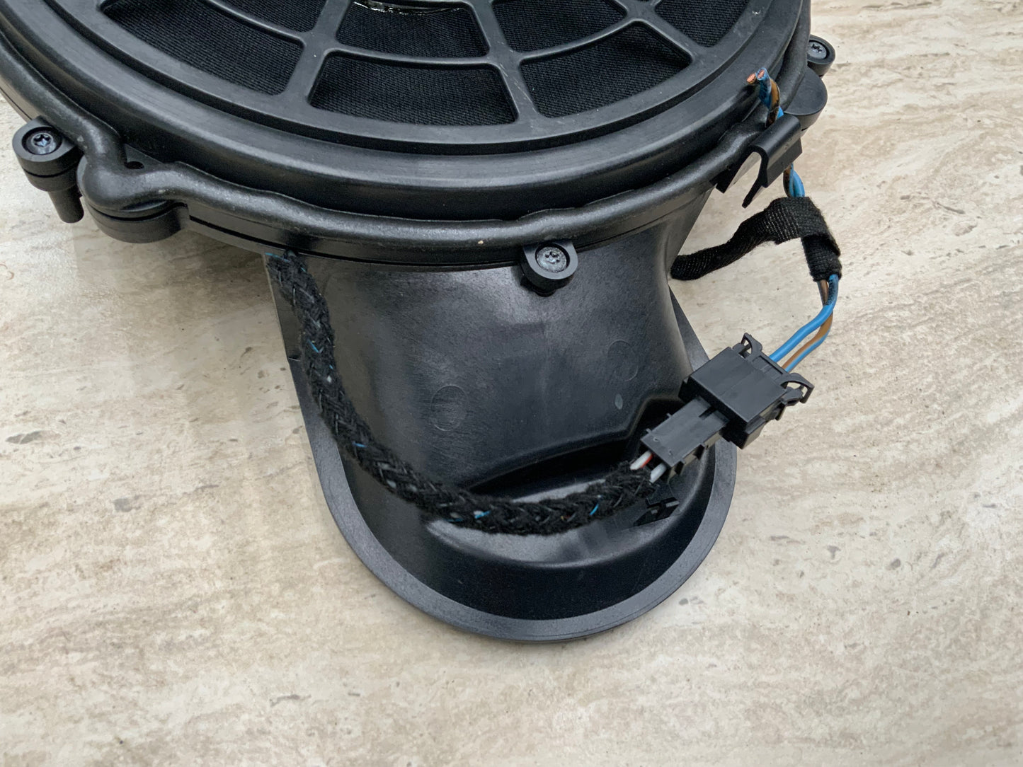 OEM Used Mercedes W220 S-class subwoofer A2208200602 #403