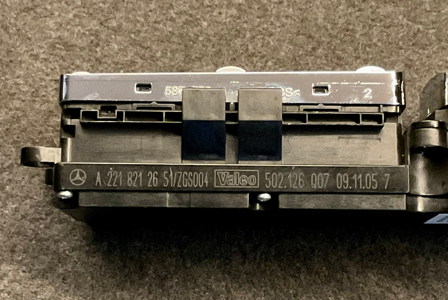 OEM Used Mercedes W221 S-class main window regulator switch A2218213951 #83