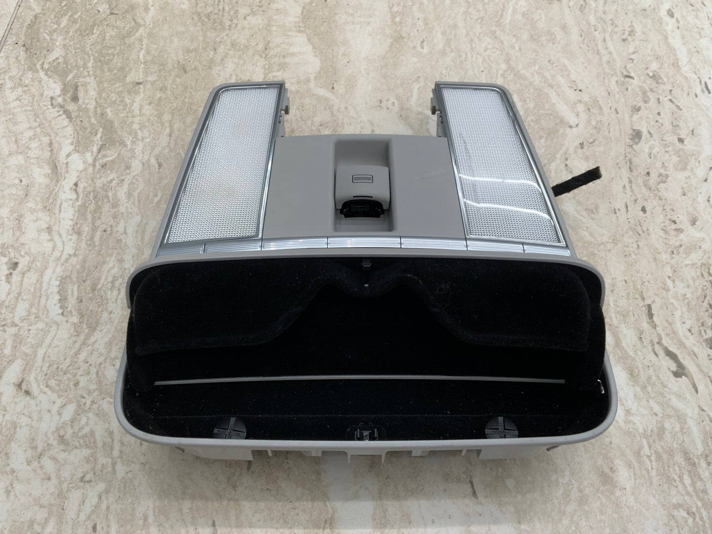 OEM Used Mercedes W221/C216 S-class interior dome light A2168204385 #241-1