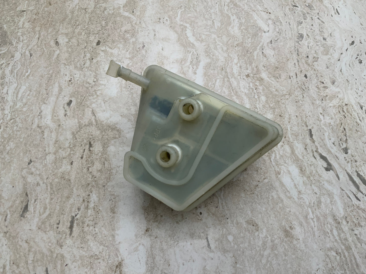 OEM Used Mercedes W140/C140 Break fluid reservoir A2024300002 #250-1