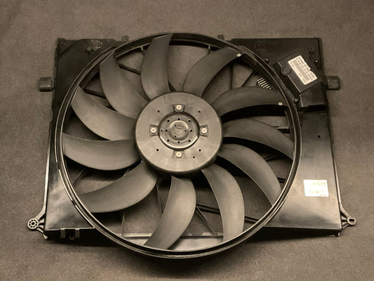 OEM Mercedes S-class W220 S600 Engine cooling fan A2205000293